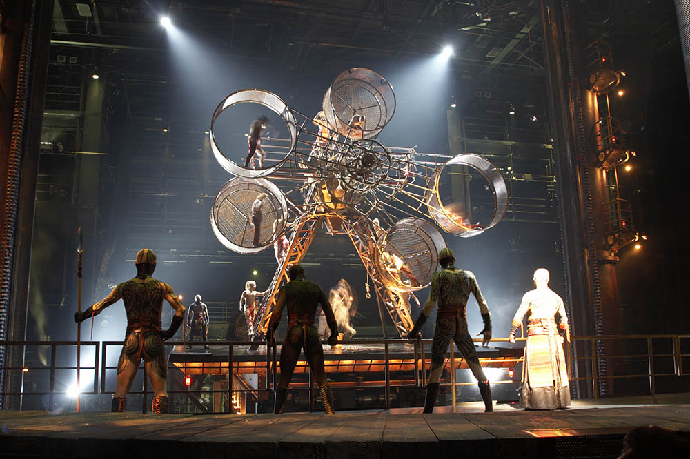 KÀ by Cirque du Soleil at MGM Grand Las Vegas — epic battle stage show